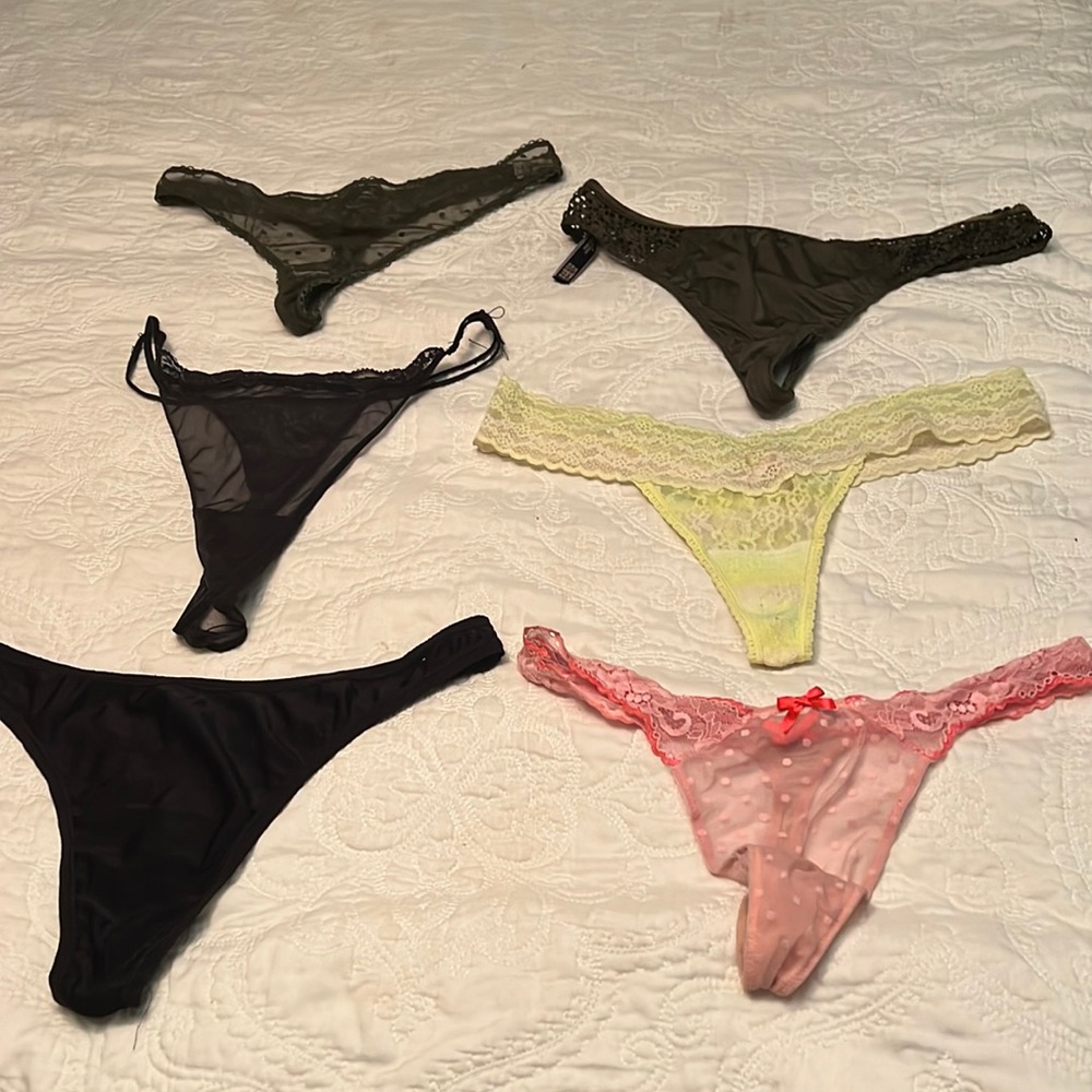 Victoria Secret XL Thongs (6)